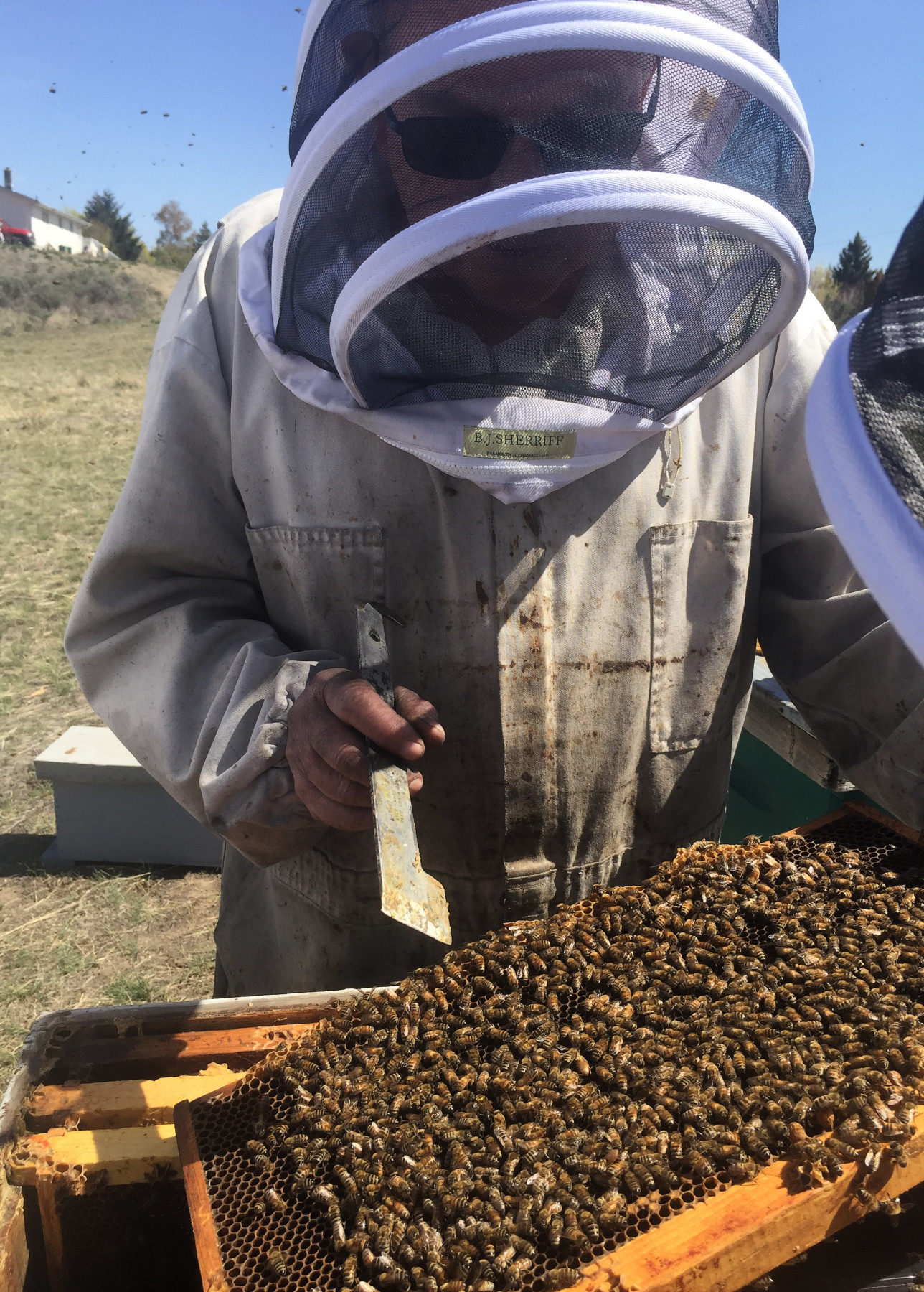 April 29th Field Day Success! Kamloops Beekeepers